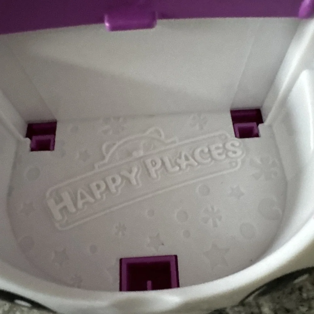 Shopkins Happy Places Rainbow Beach Convertible Rainbow‎ Car